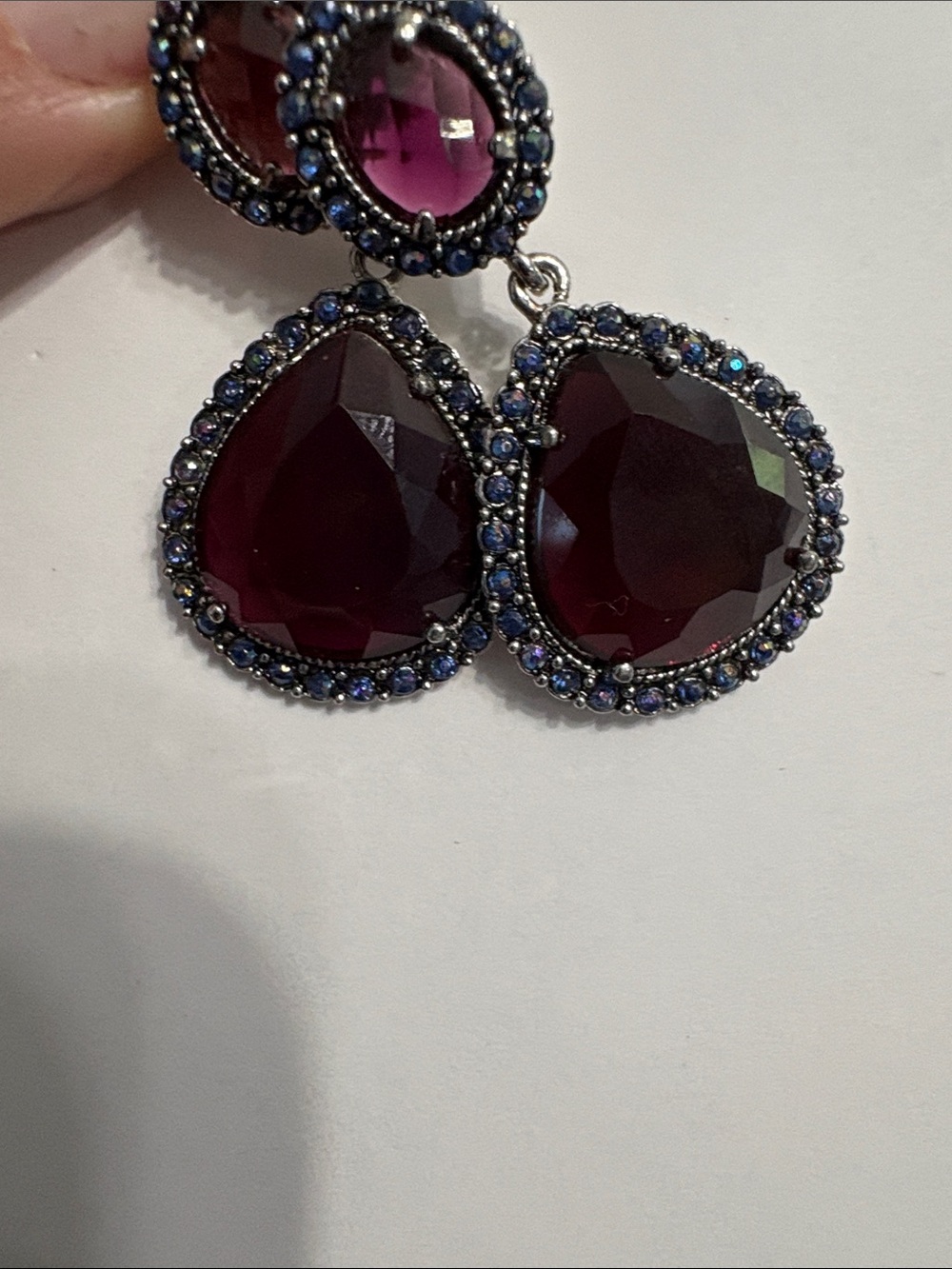 Elegant Women's Drop Earrings with Deep Burgundy Gemstones - Picture 2 of 3